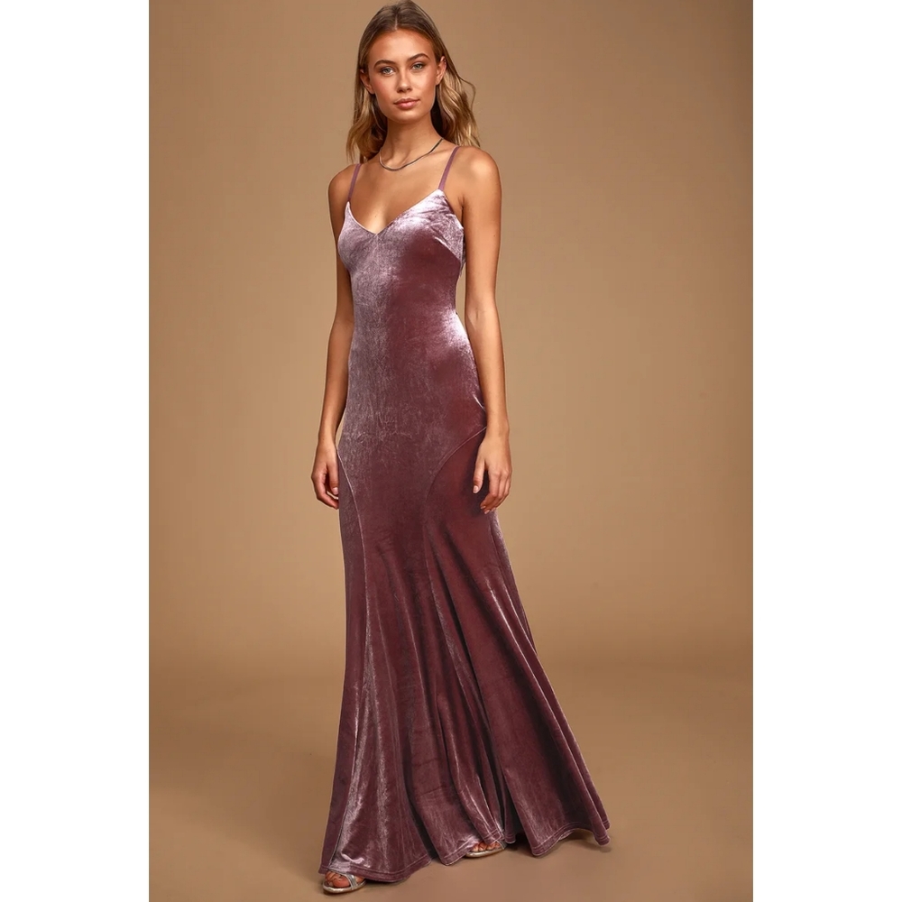 *HEMMED* Lulus Velvet Mermaid Dress